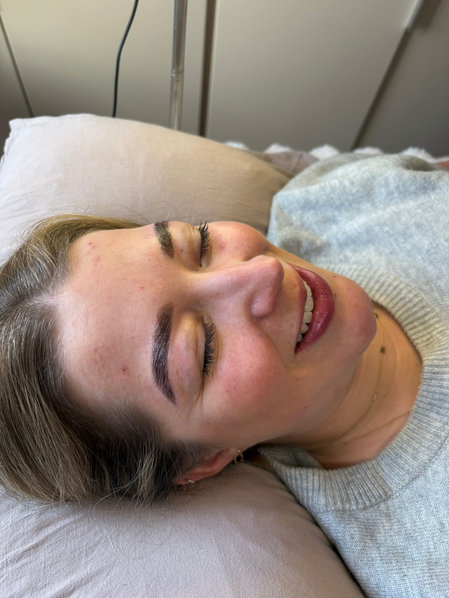 Brow Lamination + Hybrid